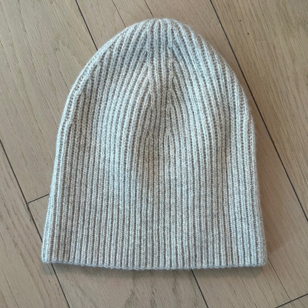 Everlane Oatmeal Colored Cashmere Beanie